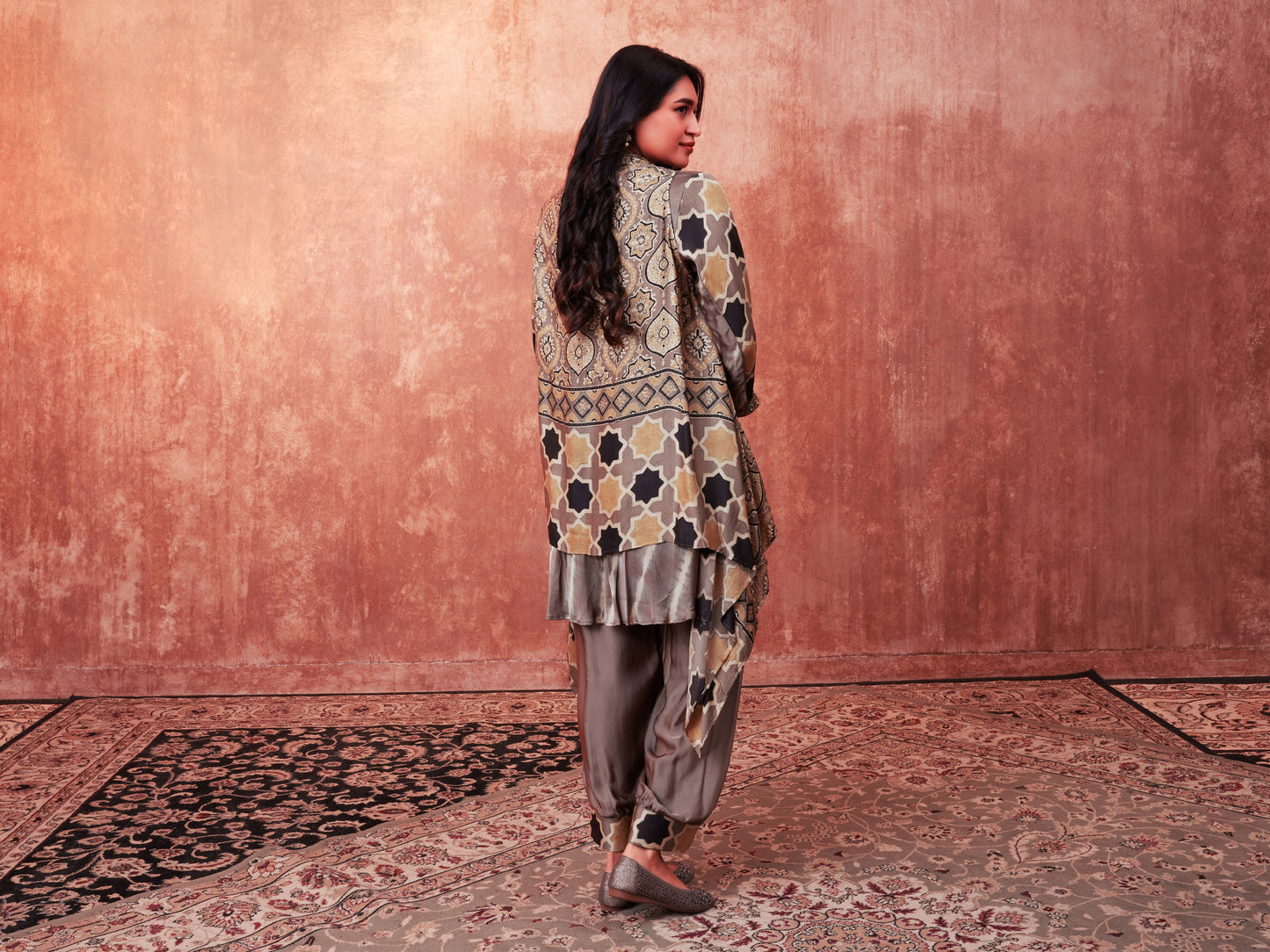 8004 Leheriya Shirt, Ajrakh Cape and Cuffed Trousers