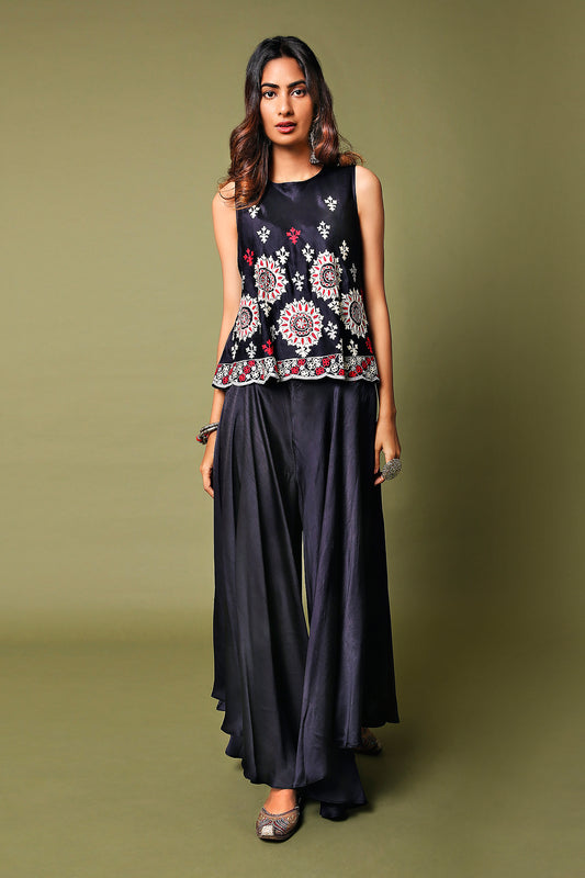 Bias Top With Waterfall Trousers