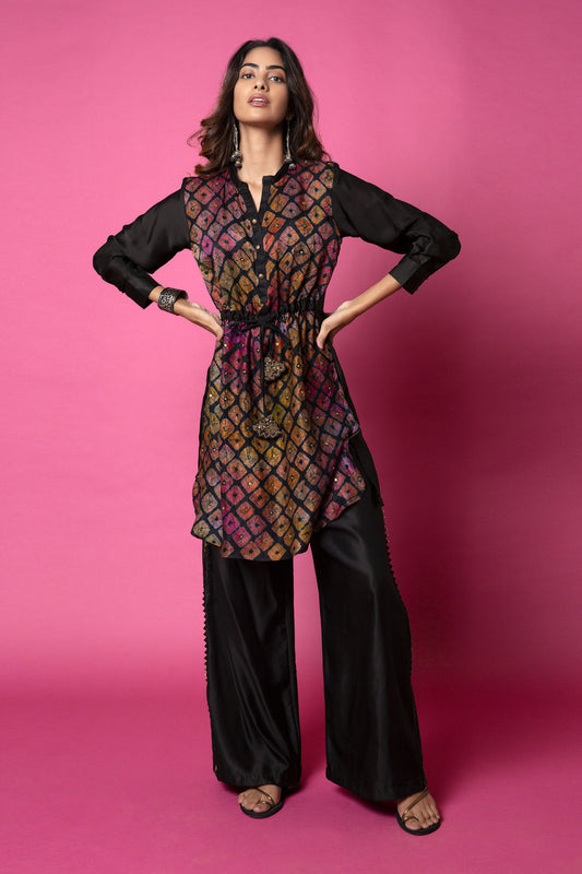 Drawstring Dress And Box Pleated Straight Trousers